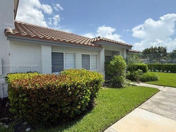 20861 NW 3rd Ln , Unit 20861, Pembroke Pines, FL 33029