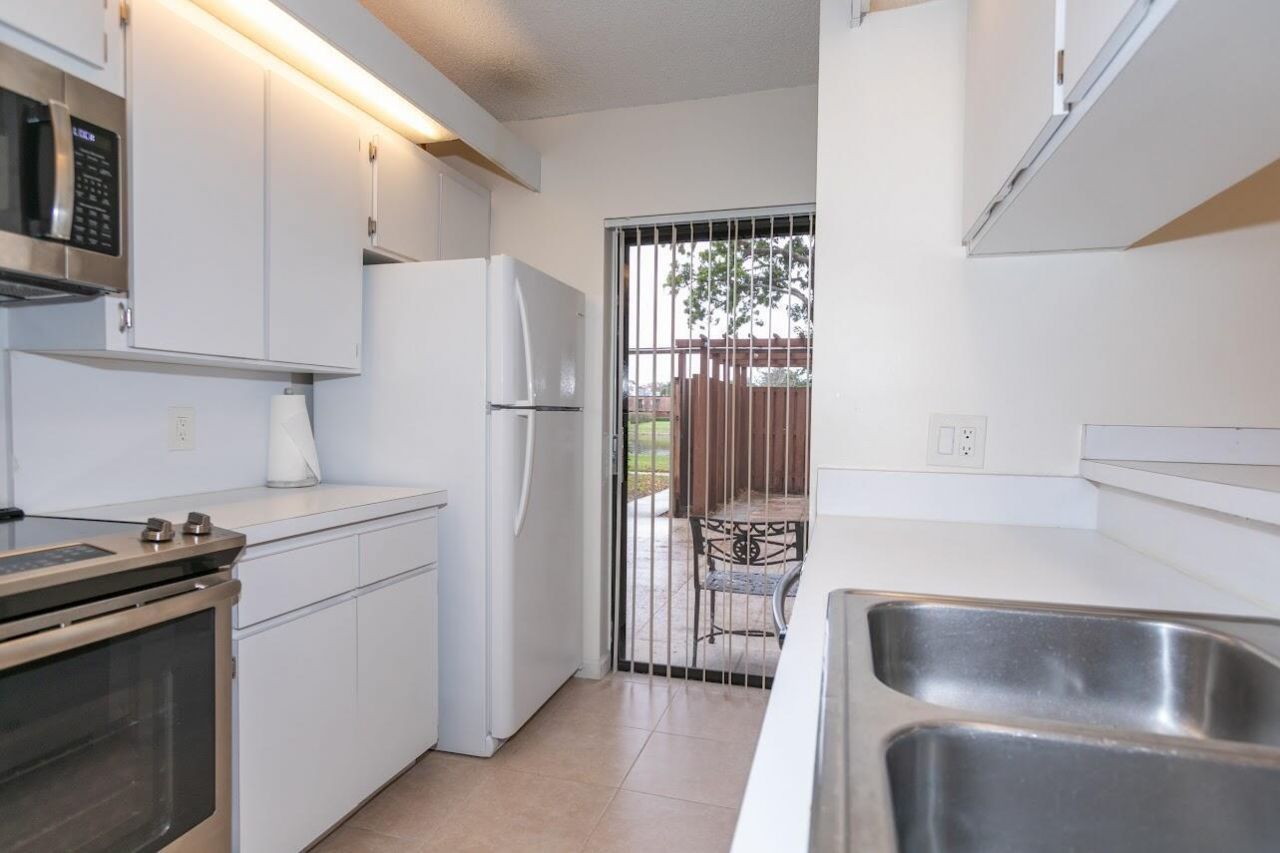 2815 28th Lane, Greenacres, FL 33463 Photo