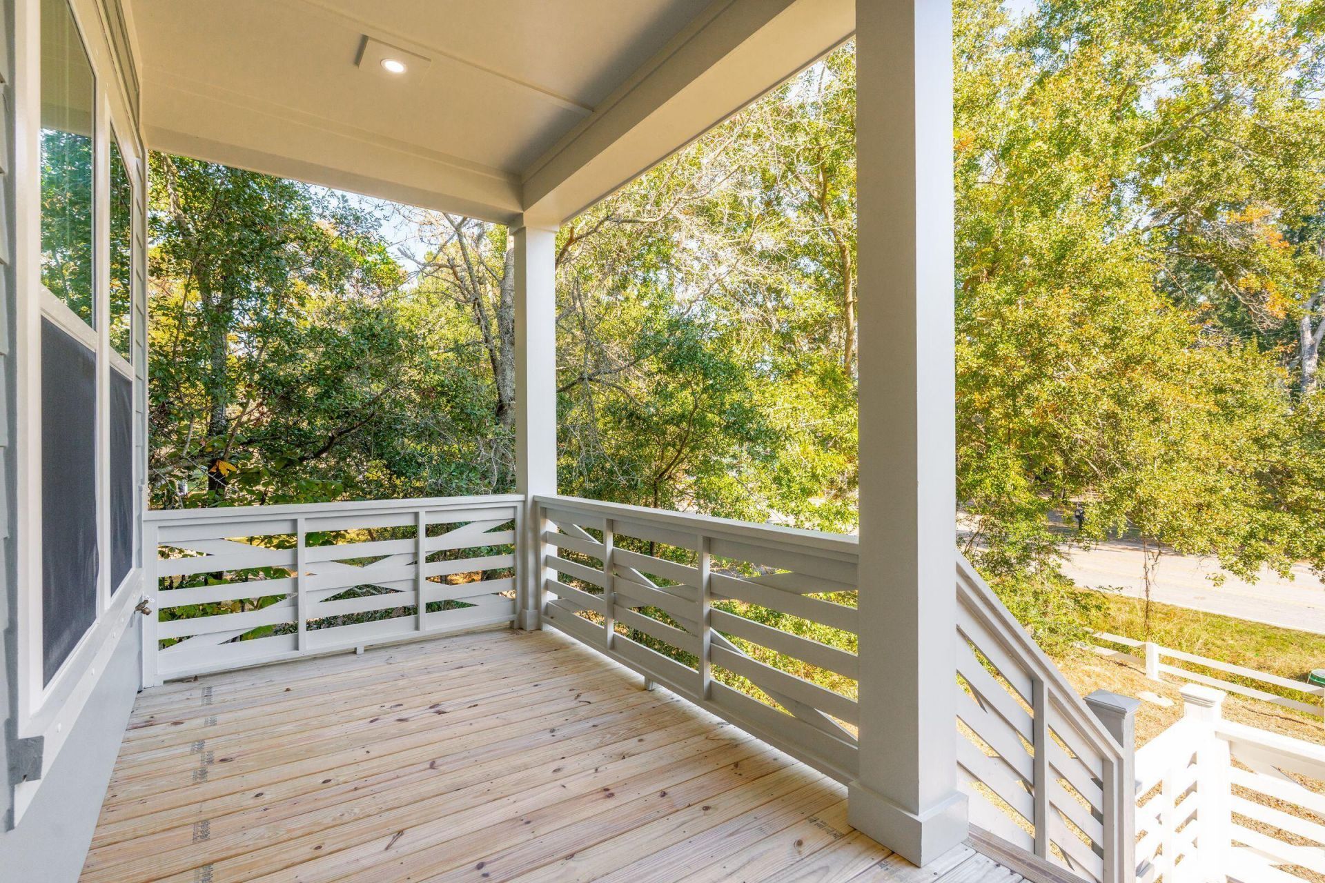 1127 Hamlin Road Photo 5