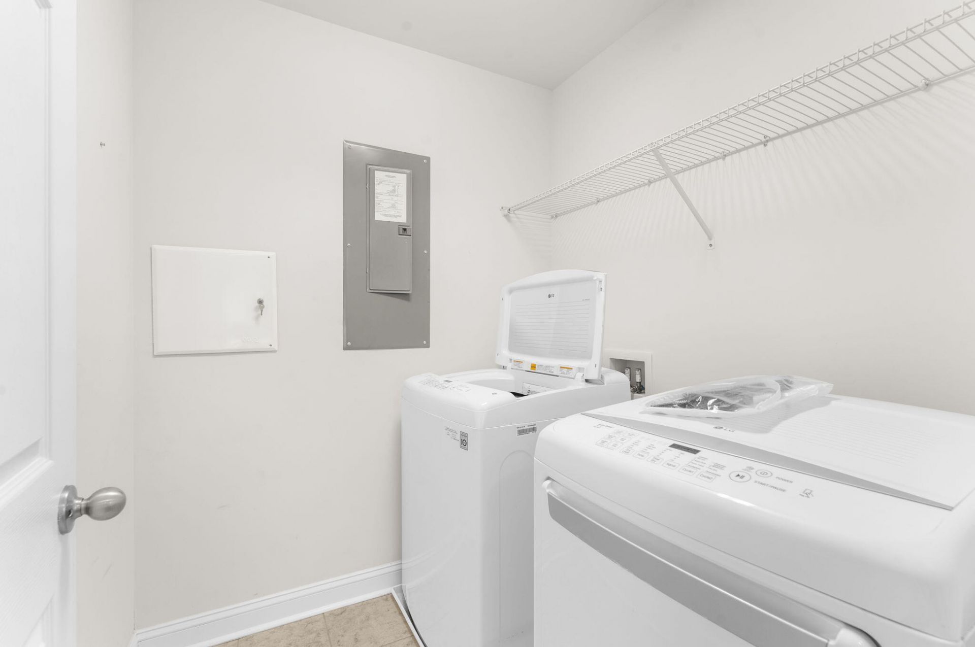 3132 Moonlight Drive Photo 18
