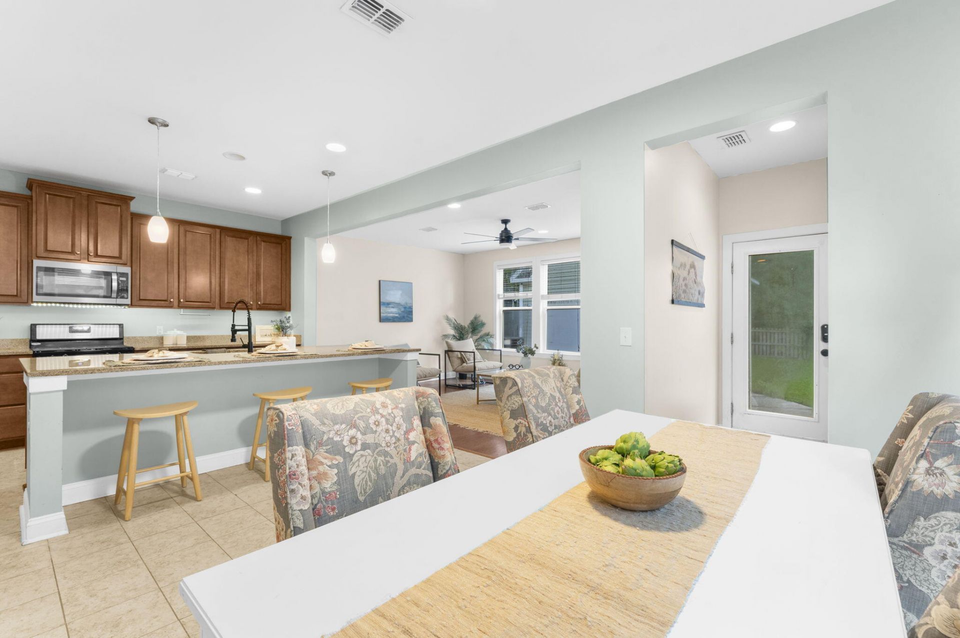 3132 Moonlight Drive Photo 4
