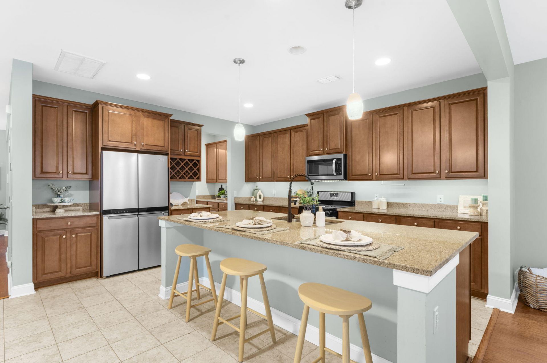 3132 Moonlight Drive Photo 4