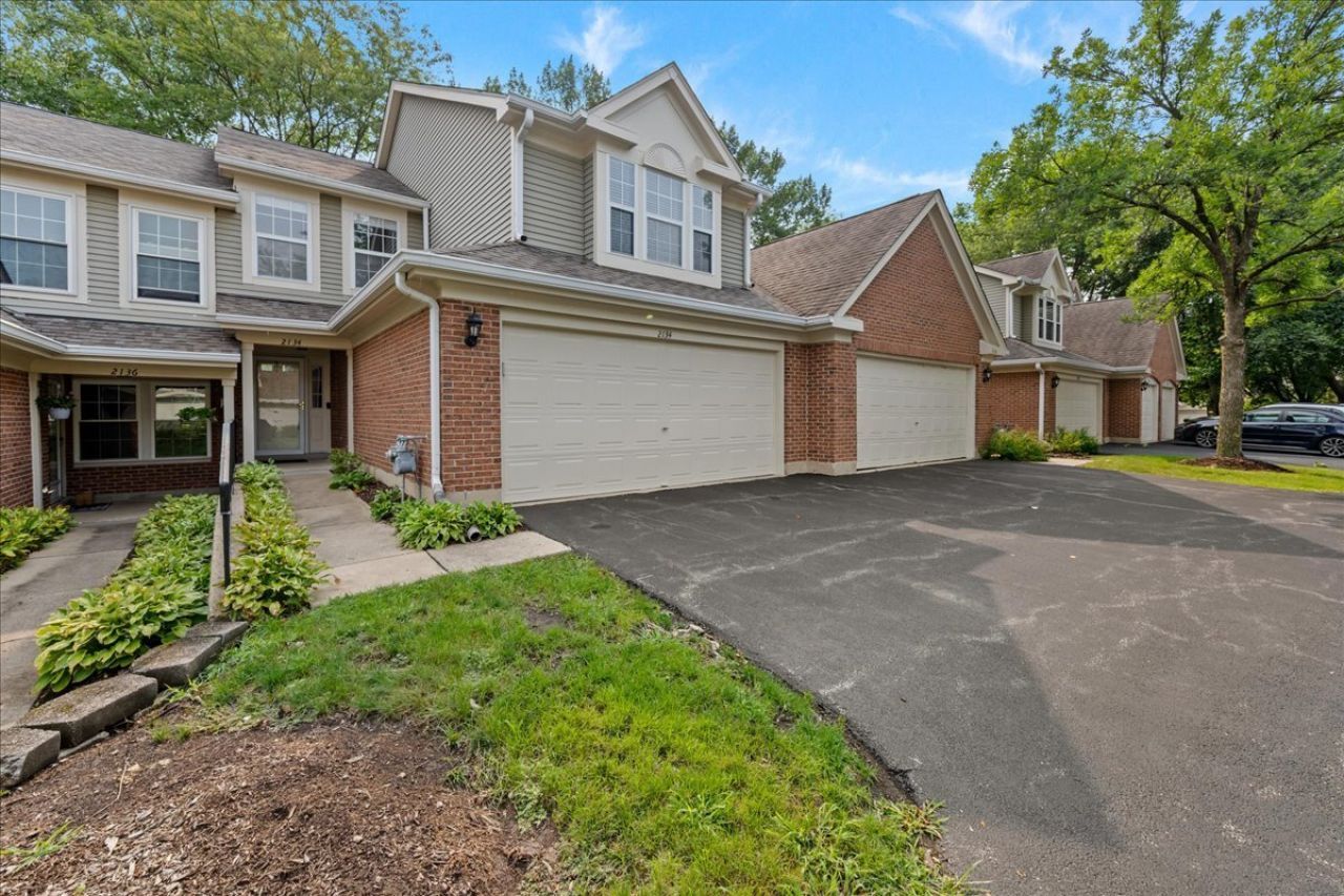 2134 Aberdeen Court, Hanover Park, IL 60133 Main Photo