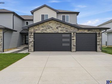 8854 Peregrine Road, Lincoln, NE 68505