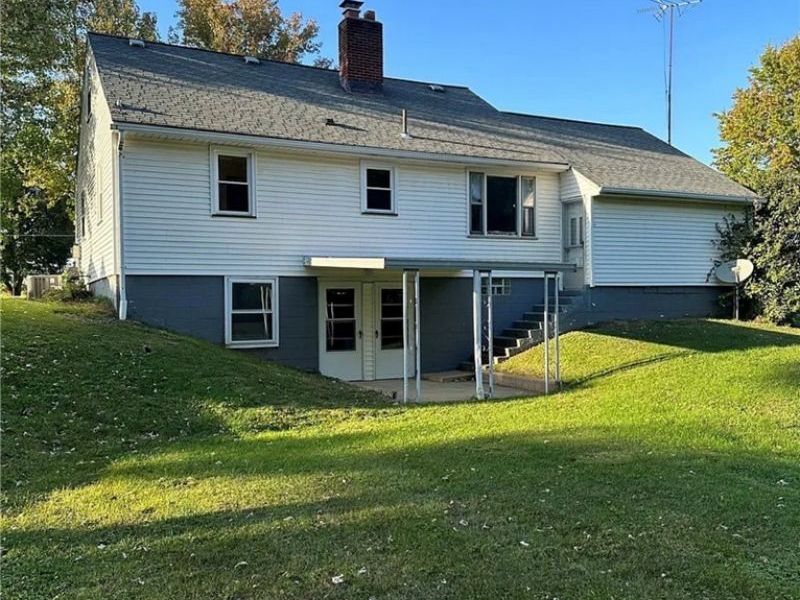 9934 Georgetown Street NE, Louisville, OH 44641 Photo 16