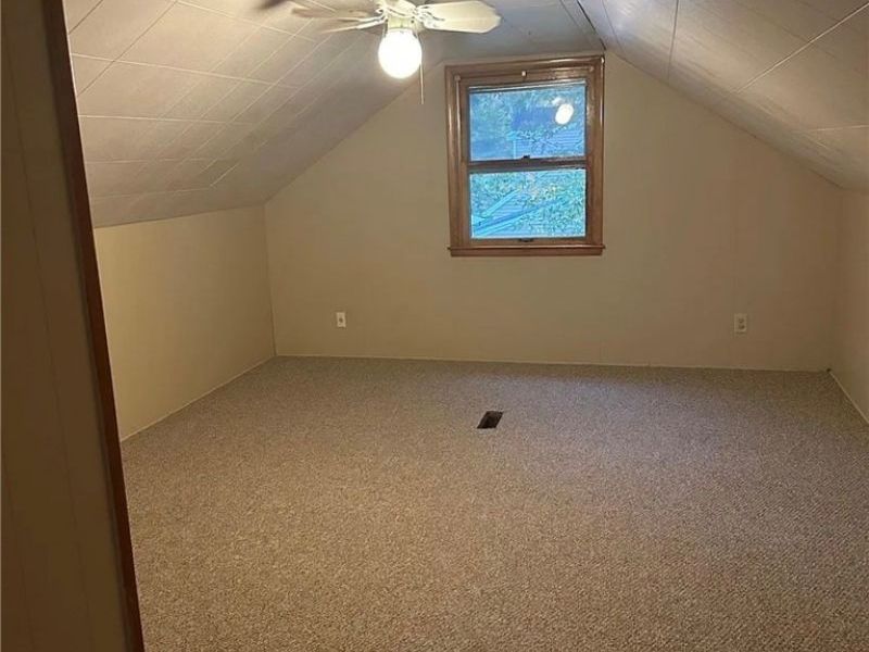 9934 Georgetown Street NE, Louisville, OH 44641 Photo 8