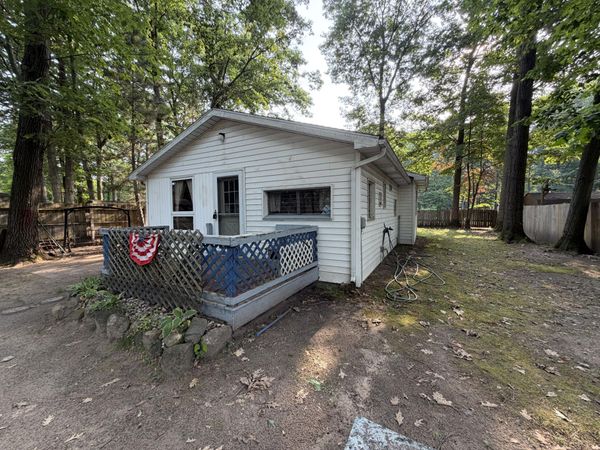 11660 Oriole Drive, Lakeview, MI 48850