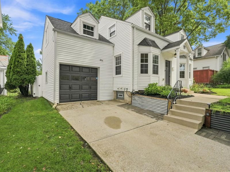 52 E Lincoln Avenue, Columbus, OH 43214 Photo 3