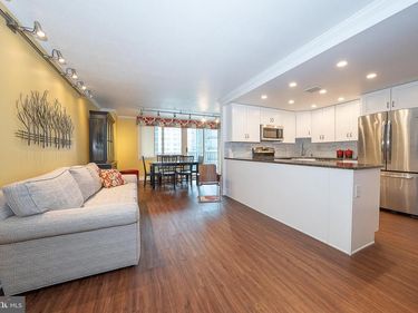 1919 CHESTNUT STREET, Unit 1821, PHILADELPHIA, PA 19103