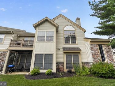 1602 FOXMEADOW CIRCLE, ROYERSFORD, PA 19468