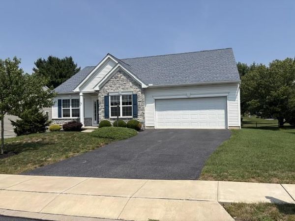 232 CHARLAN BOULEVARD , MT JOY, PA 17552
