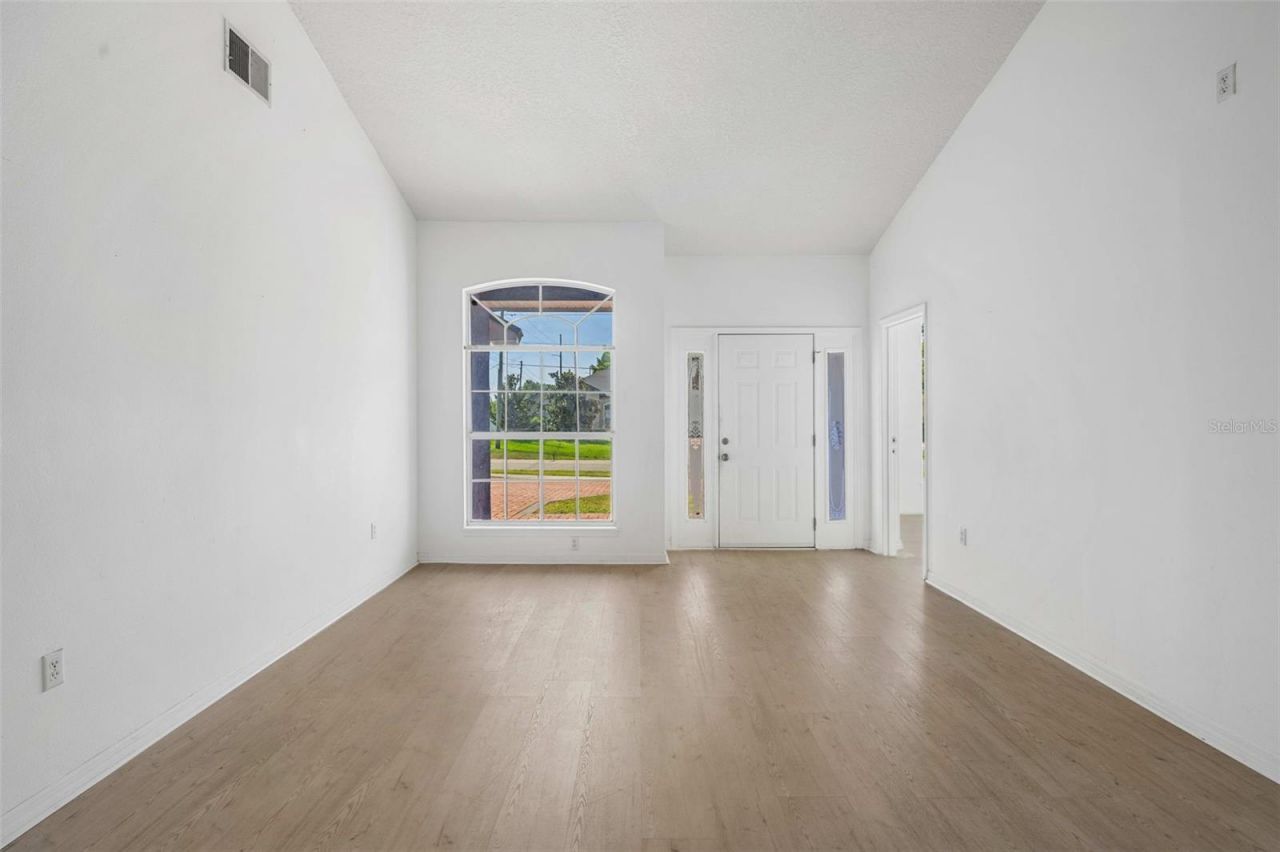 14325 Lake Price Drive, Orlando, FL 32826 Photo