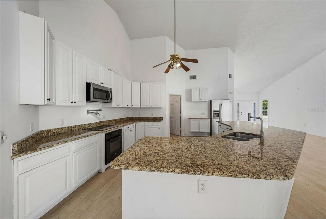 14325 Lake Price Drive, Orlando, FL 32826 Photo