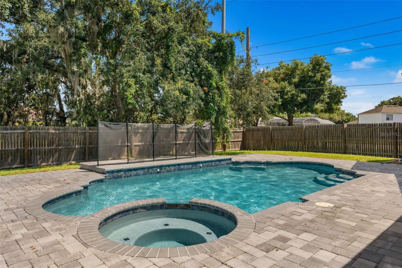 14325 Lake Price Drive, Orlando, FL 32826 Photo