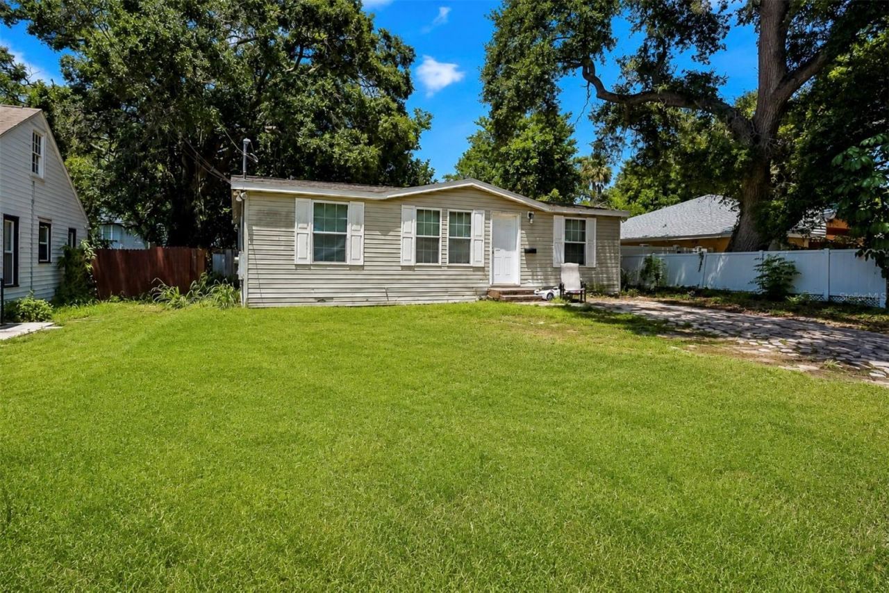 791 35th Avenue S, Saint Petersburg, FL 33705 Photo