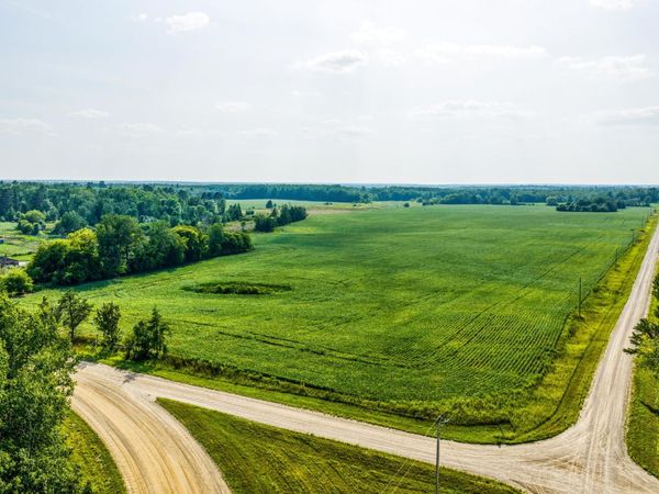 NA Spencer Road NW, Shevlin, MN 56676