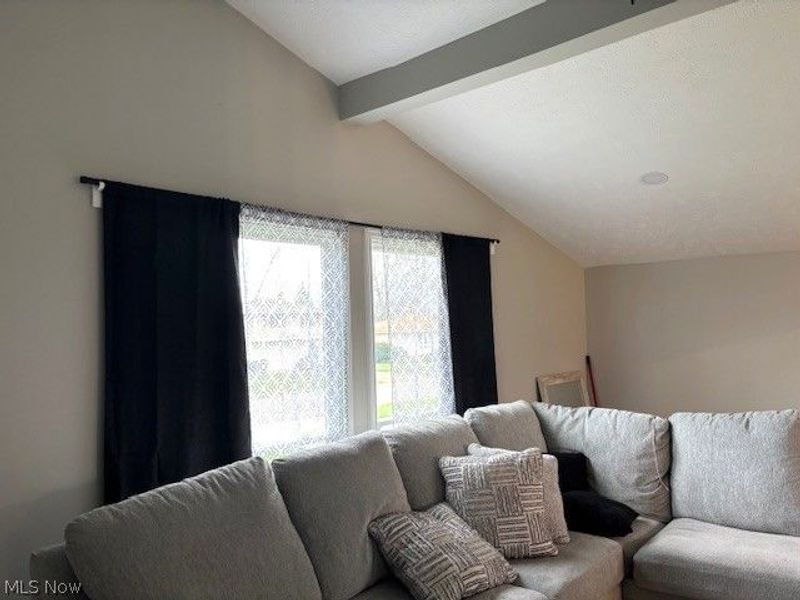 2777 Friar Drive, Parma, OH 44134 Photo 4