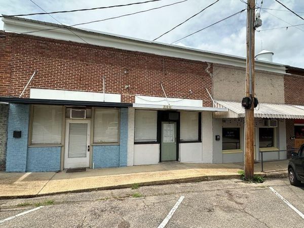 100 - 106 N Gaither St., Fulton, MS 38843