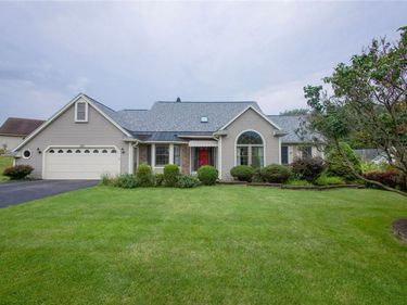 175 Sewilo Hills Drive, Rochester, NY 14622