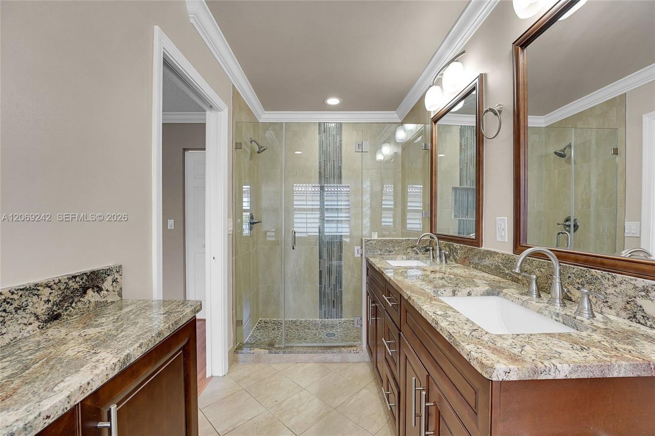1905 Capeside Cir , Unit 1905, Wellington, FL 33414 Photo