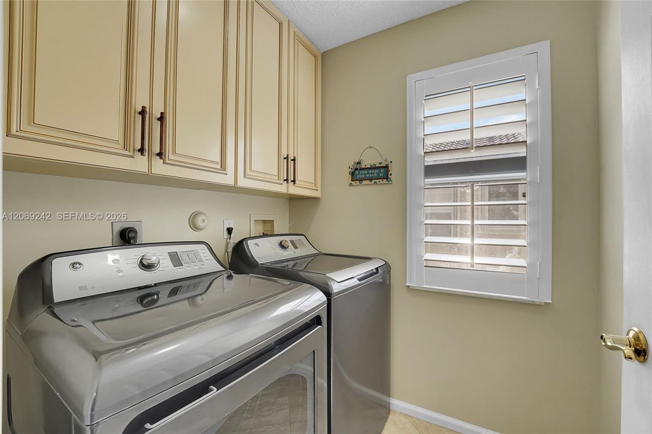 1905 Capeside Cir , Unit 1905, Wellington, FL 33414 Photo