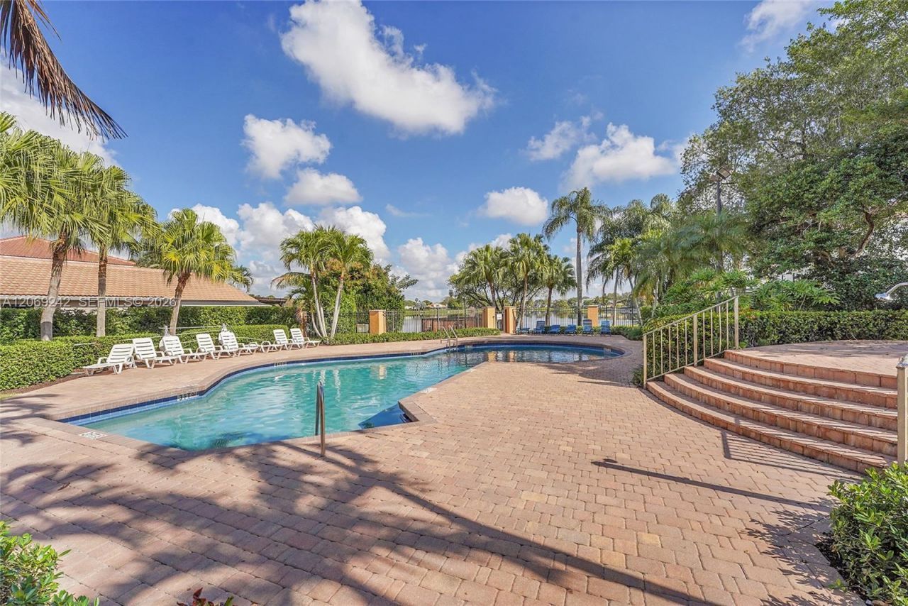 1905 Capeside Cir , Unit 1905, Wellington, FL 33414 Photo