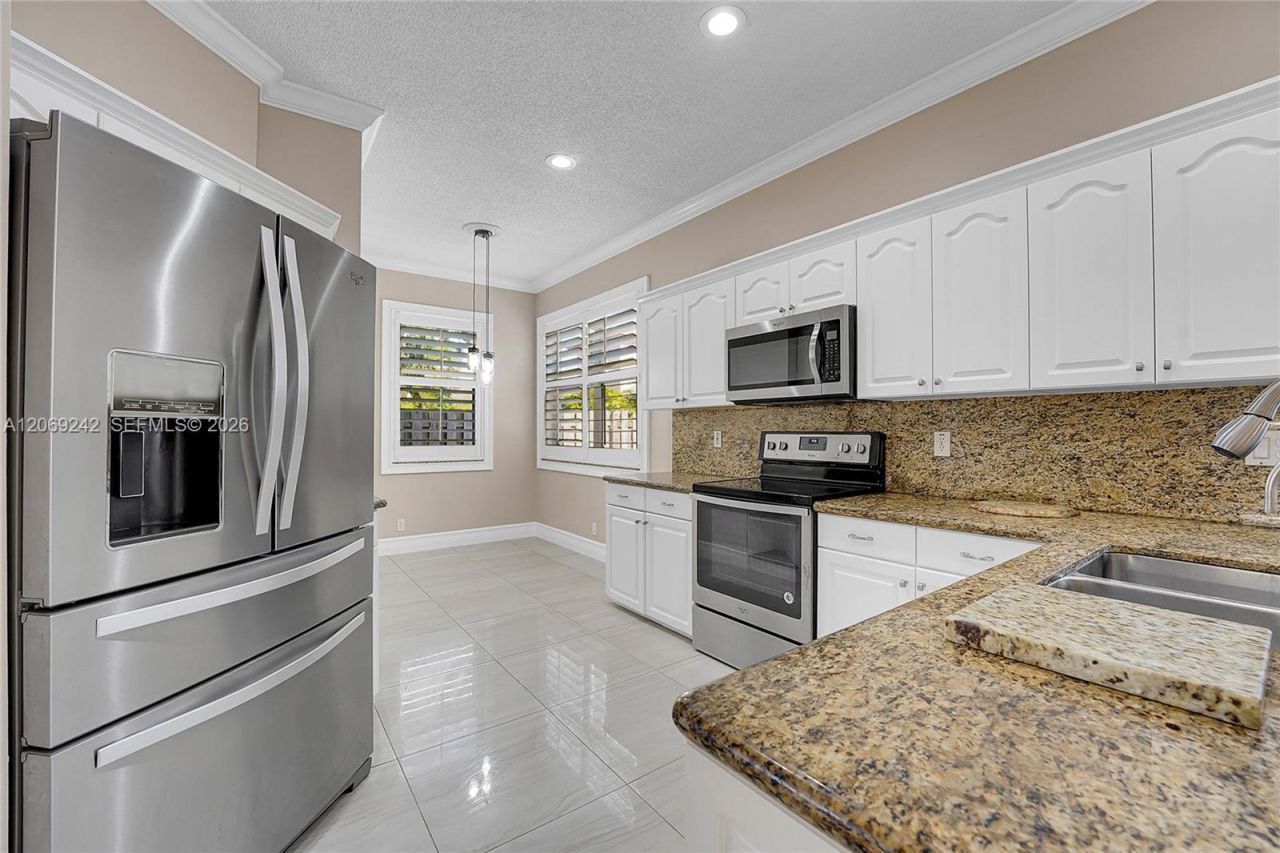1905 Capeside Cir , Unit 1905, Wellington, FL 33414 Photo
