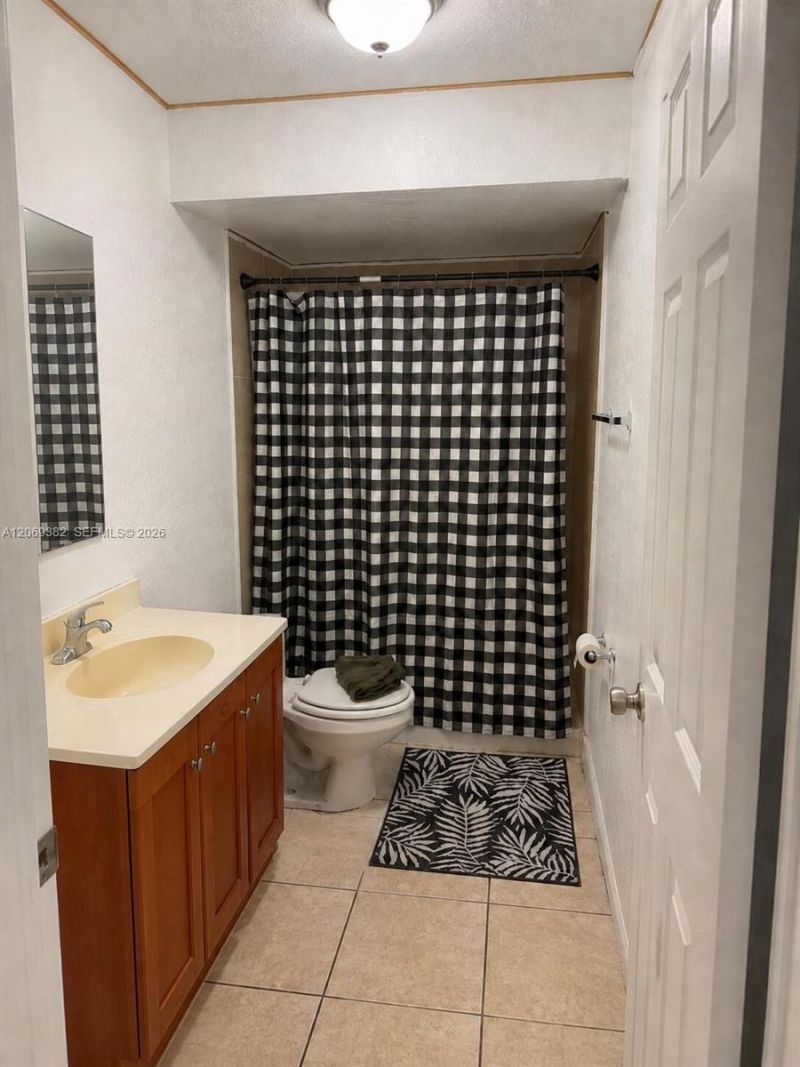 4251 NW 5th St , Unit 131, Plantation, FL 33317 Photo