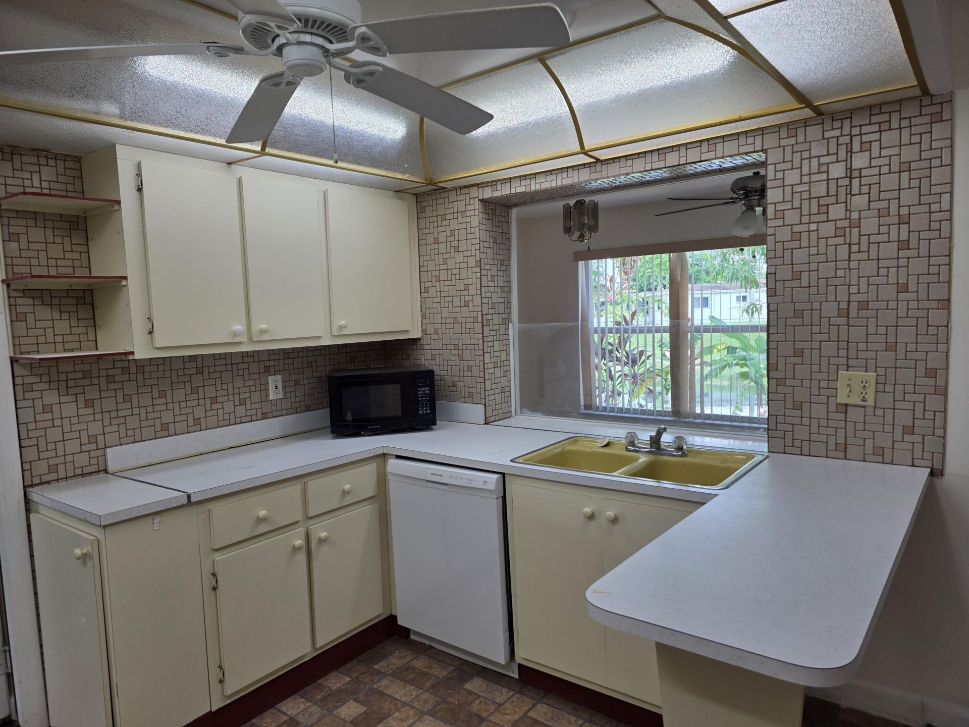 7195 NW 9th Court, Margate, FL 33063 Photo