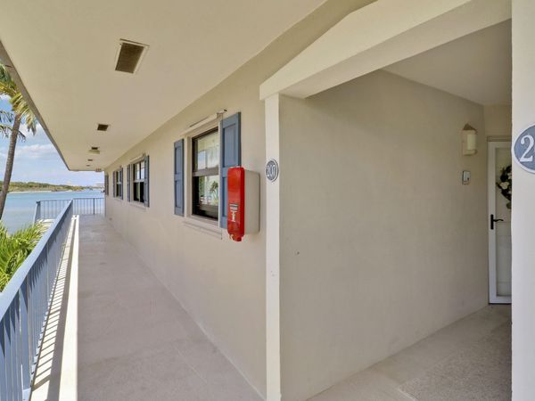 755 Saturn Street, Unit I206, Jupiter, FL 33477