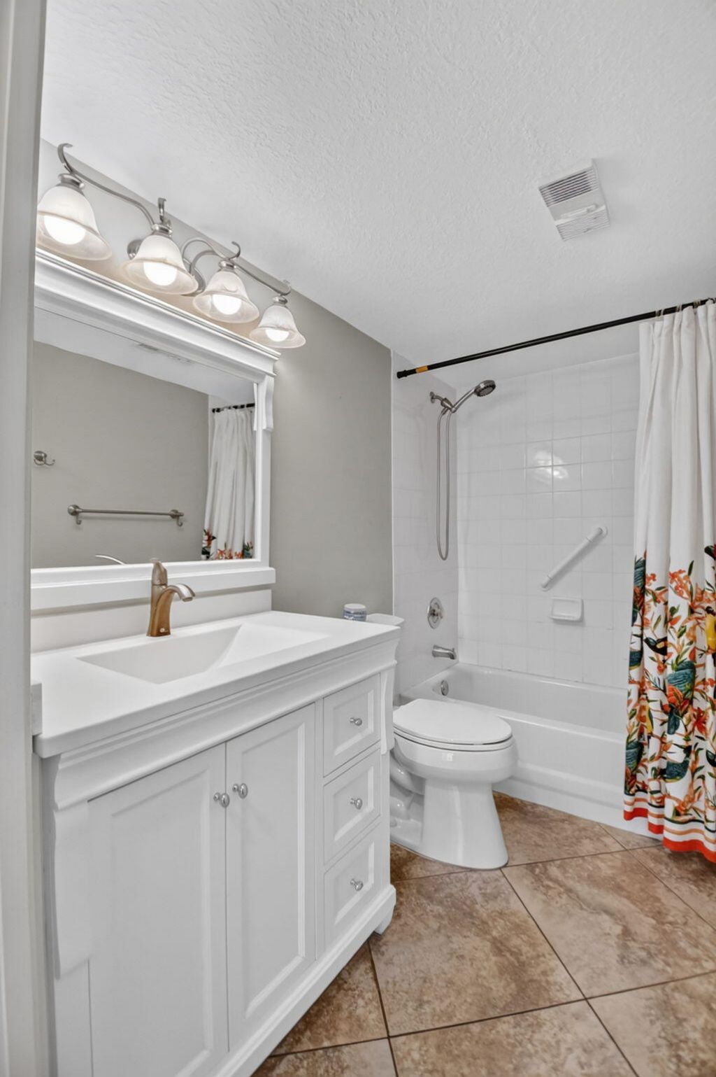 110 Yacht Club Way, Unit 103, Hypoluxo, FL 33462 Photo