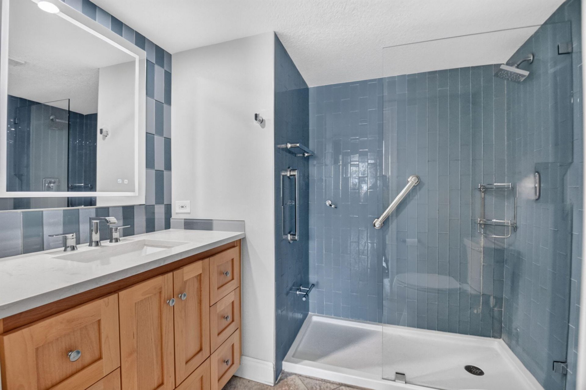 110 Yacht Club Way, Unit 103, Hypoluxo, FL 33462 Photo
