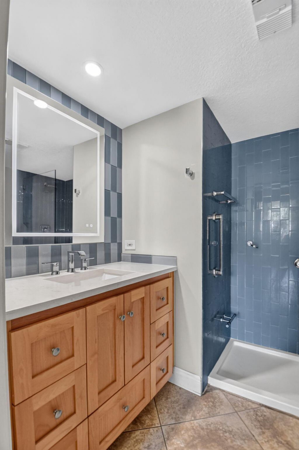 110 Yacht Club Way, Unit 103, Hypoluxo, FL 33462 Photo