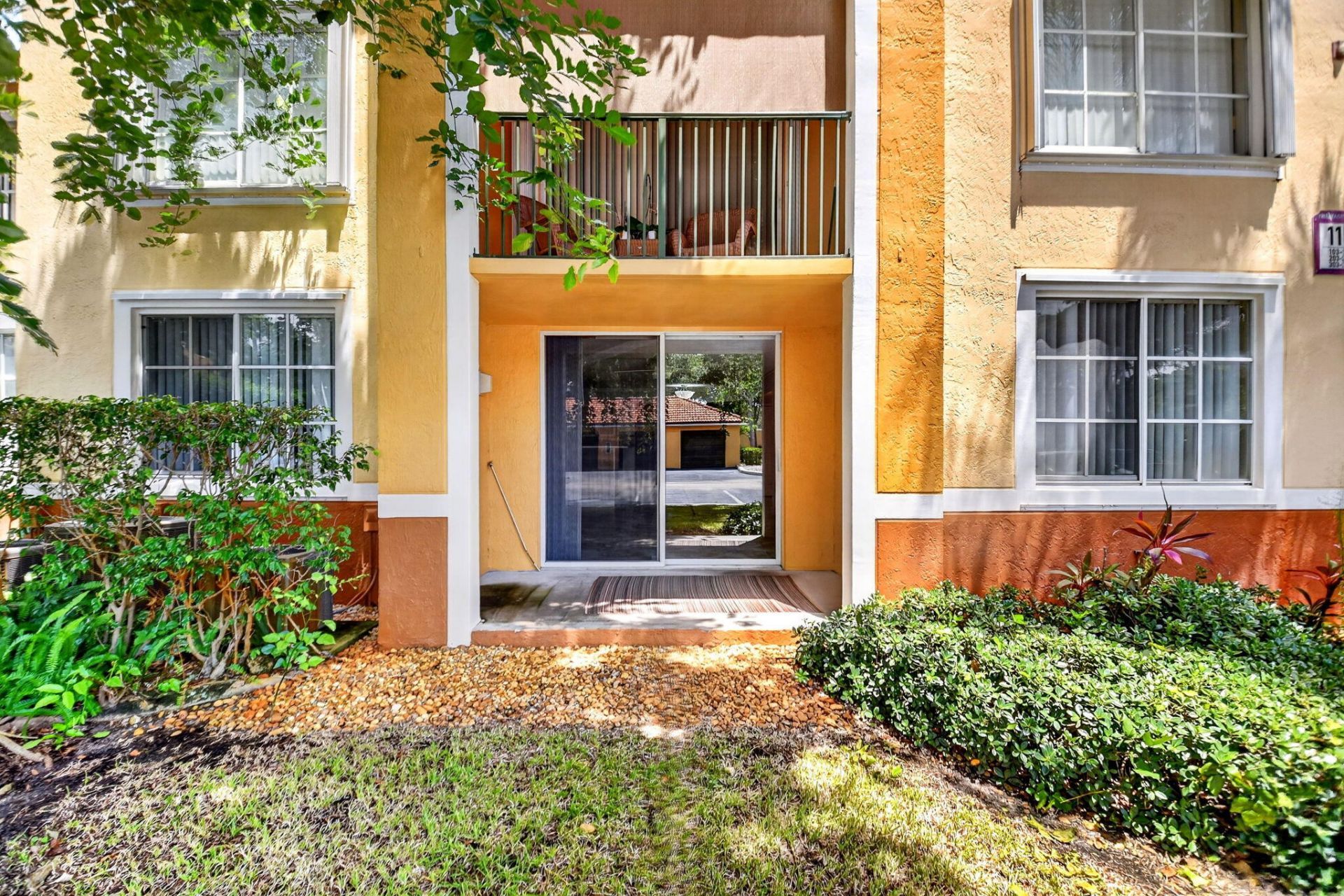 110 Yacht Club Way, Unit 103, Hypoluxo, FL 33462 Photo