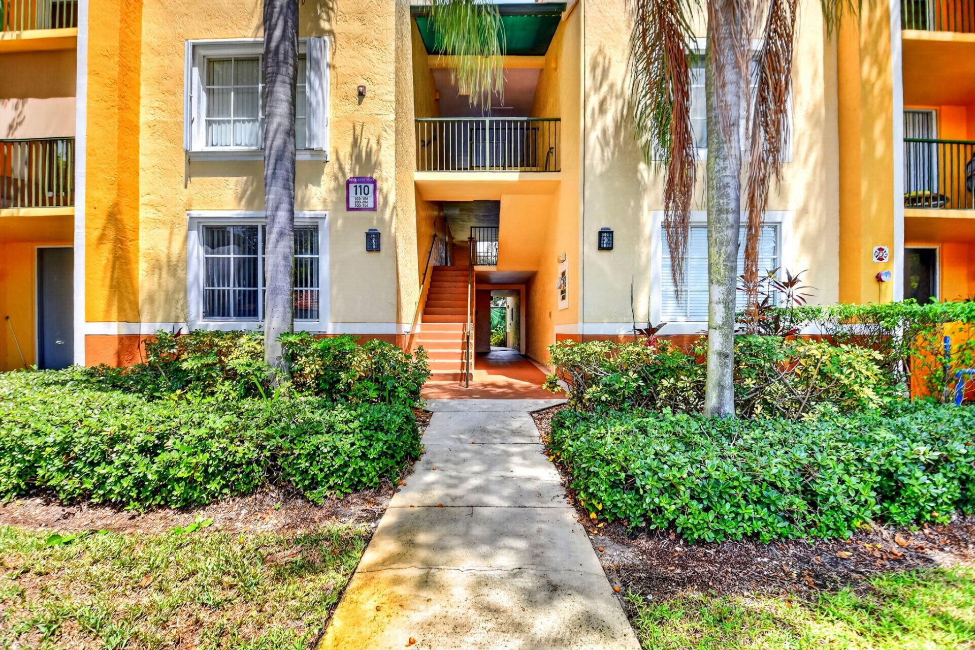110 Yacht Club Way, Unit 103, Hypoluxo, FL 33462 Photo