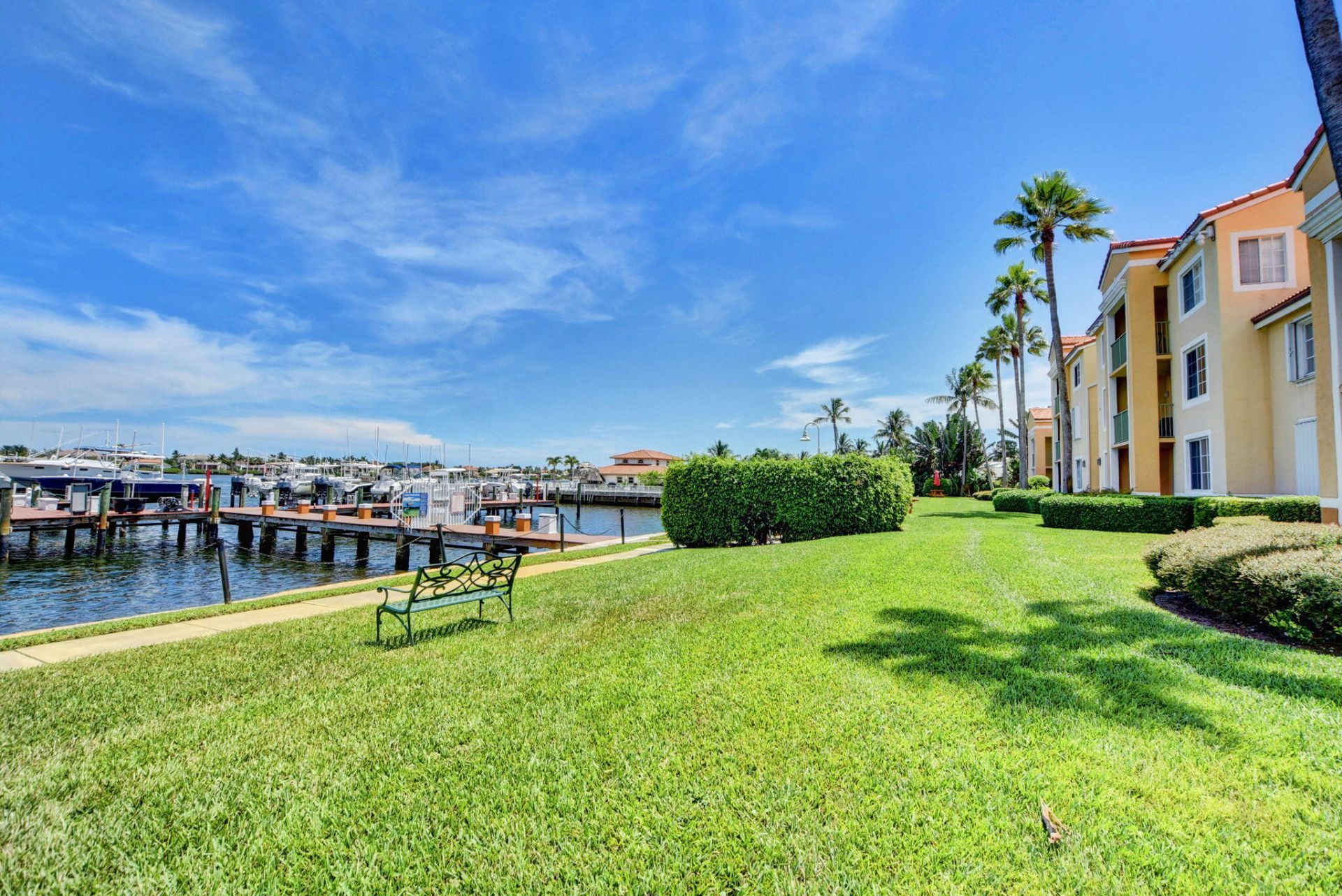 110 Yacht Club Way, Unit 103, Hypoluxo, FL 33462 Photo