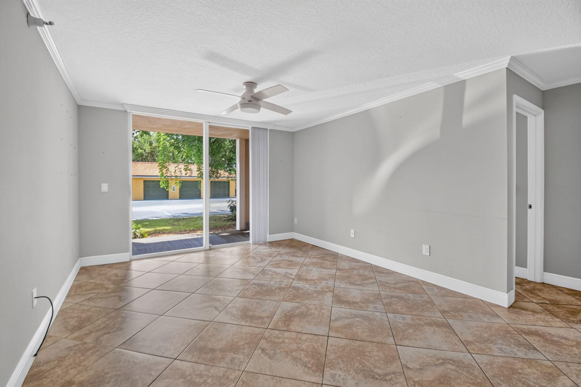 110 Yacht Club Way, Unit 103, Hypoluxo, FL 33462 Photo