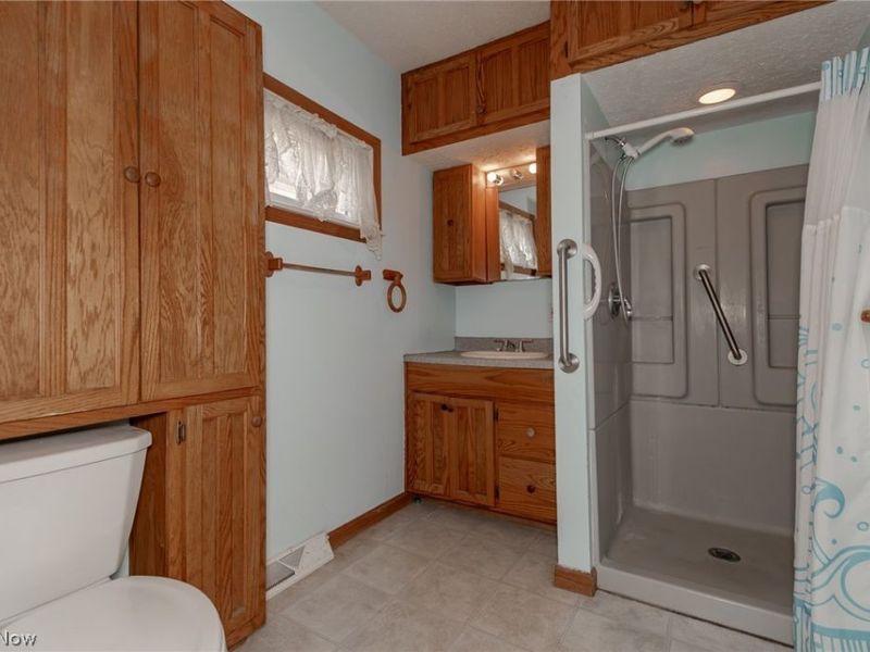 310 Marion Avenue, Painesville, OH 44077 Photo 16