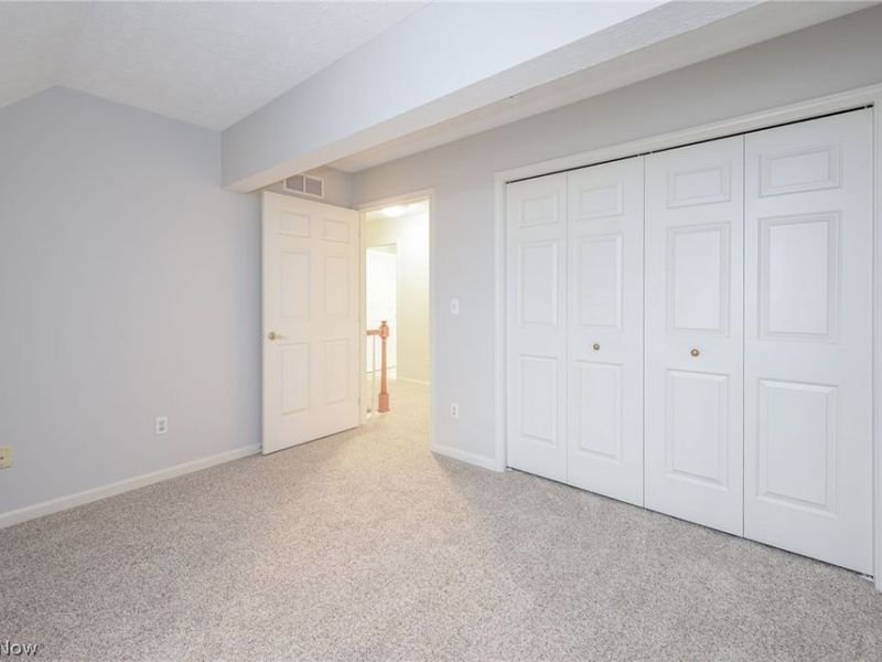 2036 Jennifer Street, Akron, OH 44313 Photo 13