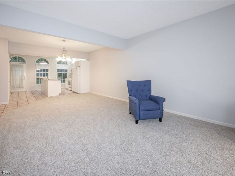 2036 Jennifer Street, Akron, OH 44313 Photo 4