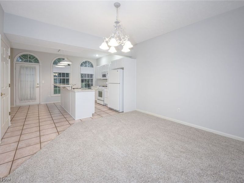 2036 Jennifer Street, Akron, OH 44313 Photo 5