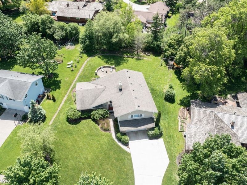 24602 Hawthorne Drive, Beachwood, OH 44122 Photo 12