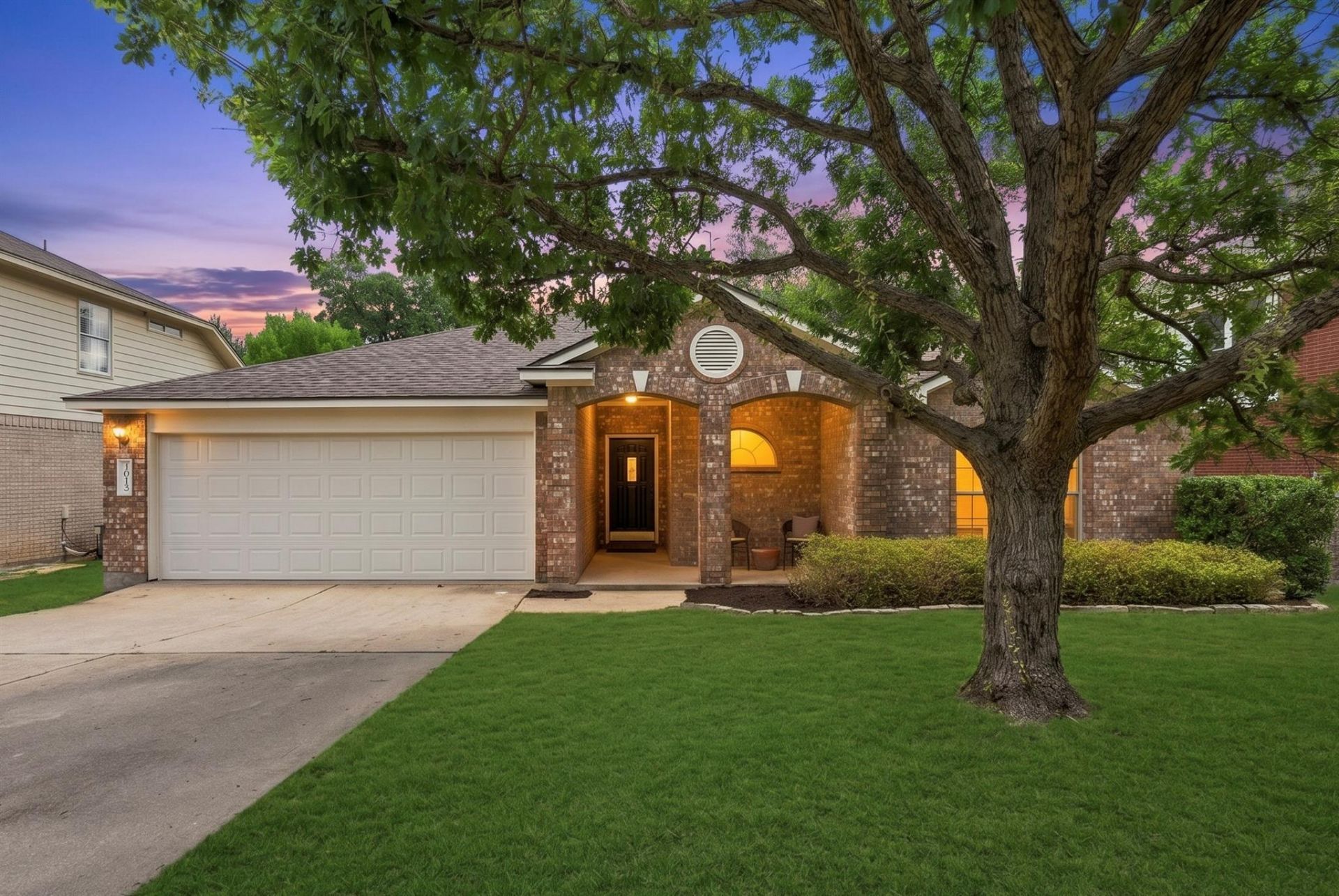 7013 Wandering Oak Rd, Austin, TX 78749 Main Photo
