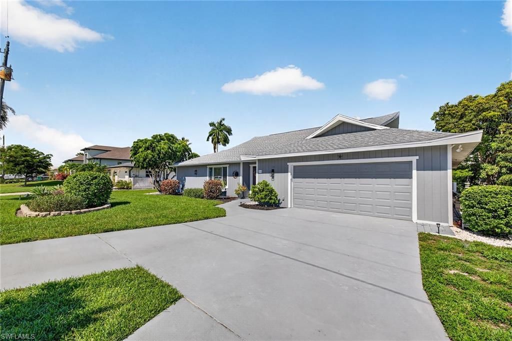 27115 Belle Rio Dr, Bonita Springs, FL 34135 Photo