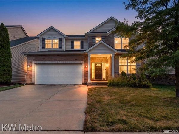 27315 Victoria Road, Novi, Mi 48374