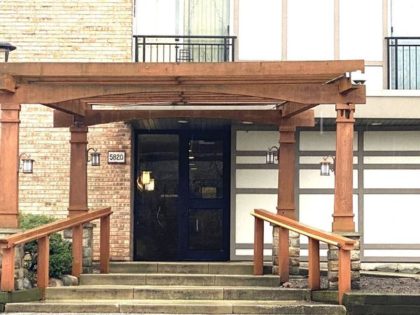 5820 Oakwood Drive , Unit 5B, Lisle, IL 60532