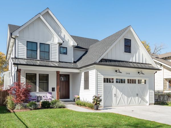 1209 S Addison Avenue , Lombard, IL 60148