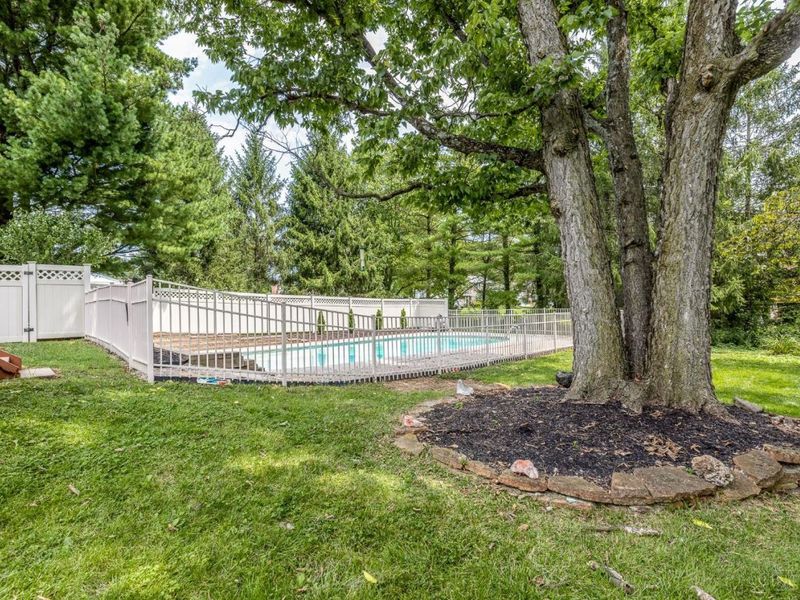 7859 Ayerdayl Lane, Anderson Township, OH 45255 Photo 30