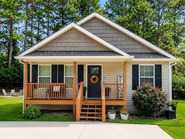209 Roslyn Court , Dalton, GA 30720