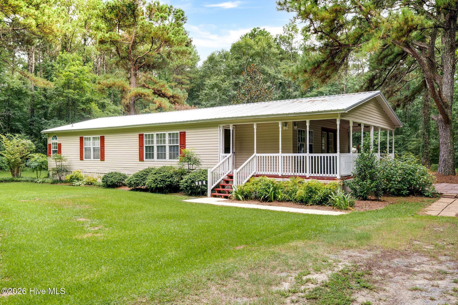 170 Hall Herring Lane, Magnolia, NC 28453 Main Photo